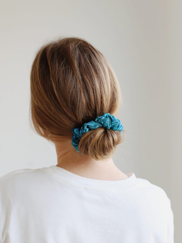 Scrunchie do włosów z materiału bambusowo-algowego liqen